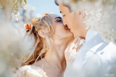 Сколько лет нужно прожить в браке, чтобы стать счастливее?