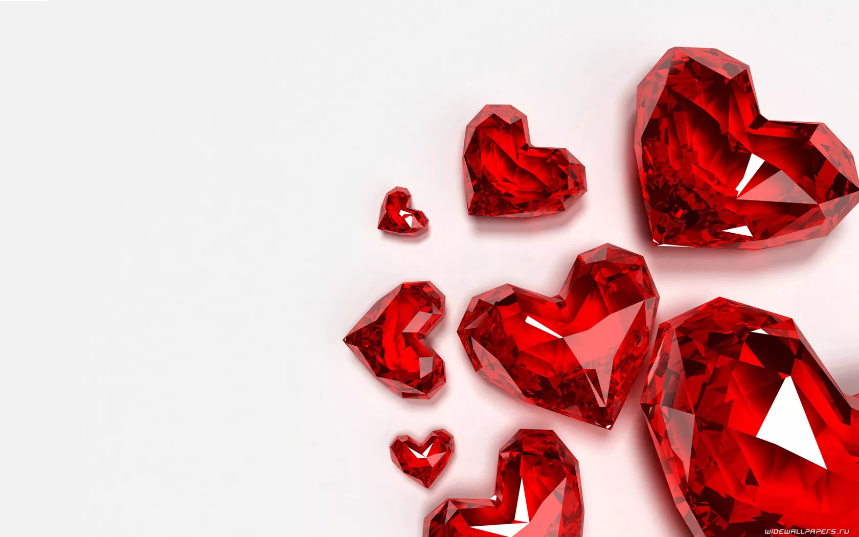 Сердечки из стекла